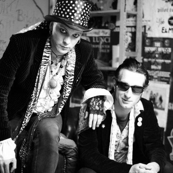 StrangeDolls Acoustic Live