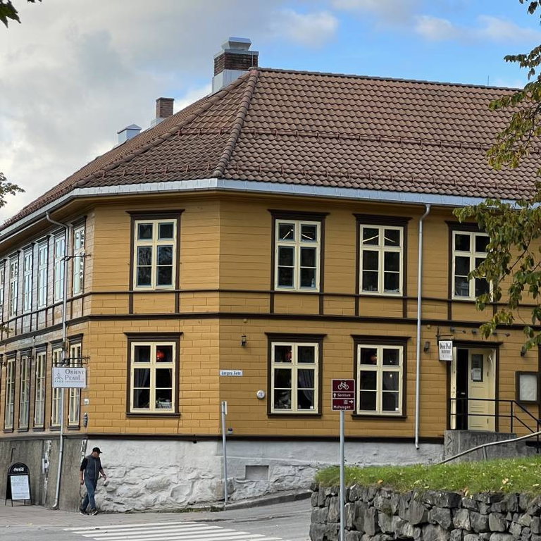 Fra møller og hjemmebrentsapperater til film og artistskoler - på Wiese