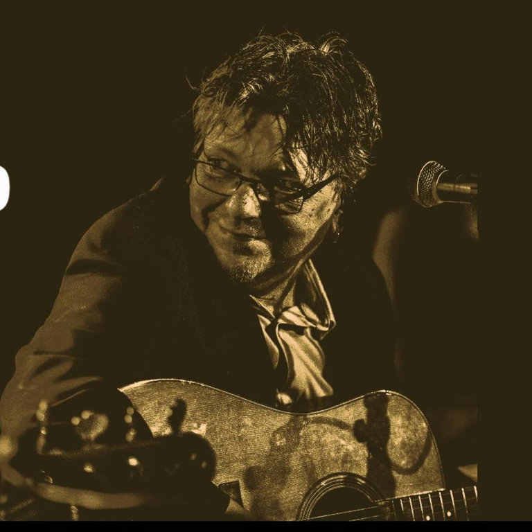 MATTI RØSSLAND med BAND