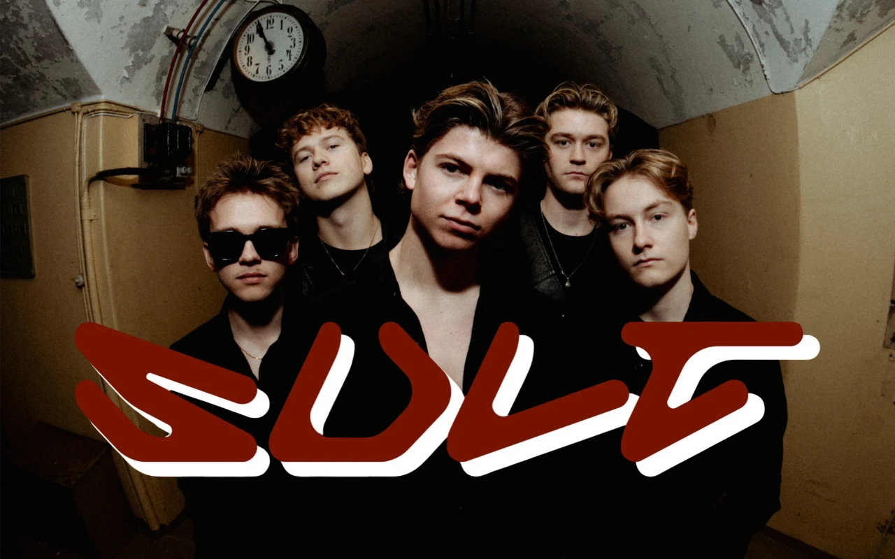 SULT // Venterommet, Terminalen 