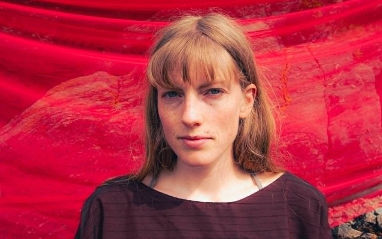 Anna Ueland : Populærmusikk for likesinnede // Kafé Hærverk