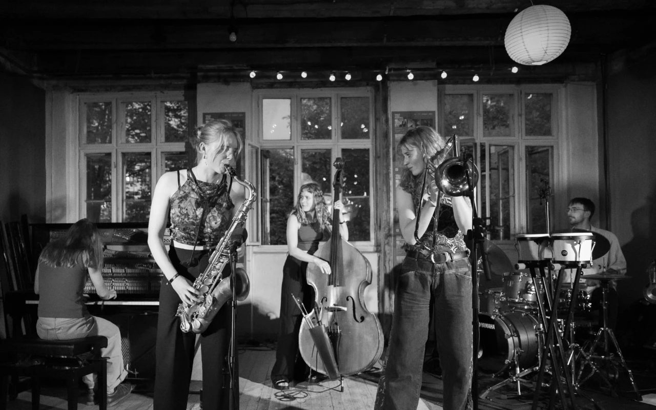Science Fair // Kafé Hærverk