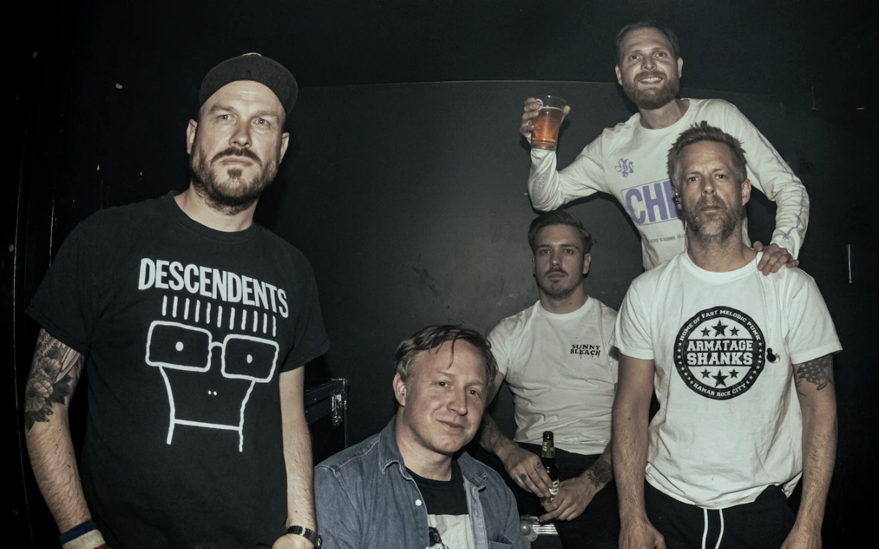 Exploding Head Syndrome + Våghals [pønk]