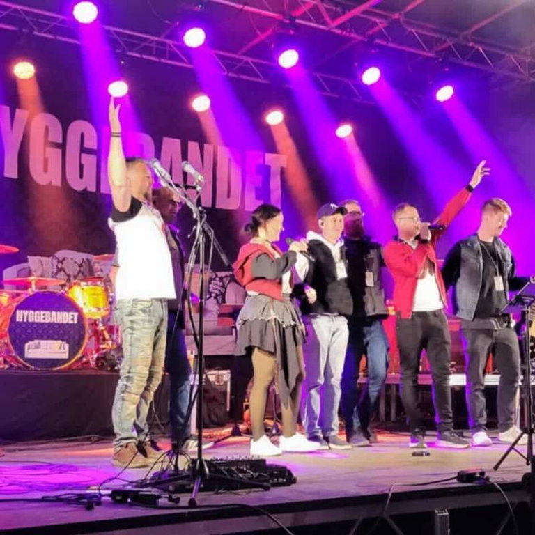 Hyggebandet Sommer i bakgården