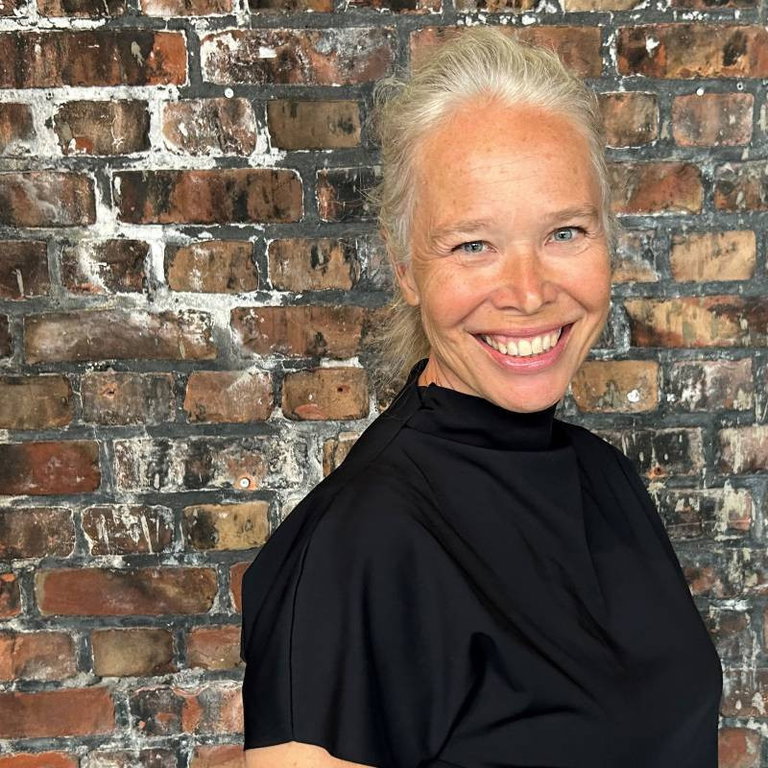 Utstillingsåpning Henrik Sørensens religiøse kunst.