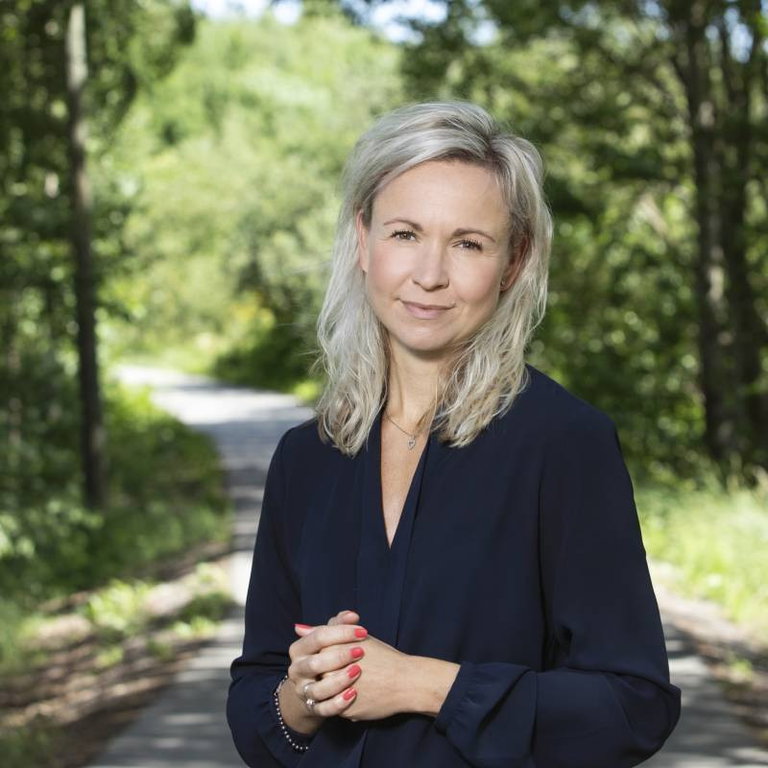 ROBUSTE BARN v/Line Marie Warholm