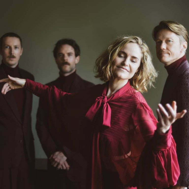 Darling West Juleturné 26 // Løvenvold Theater