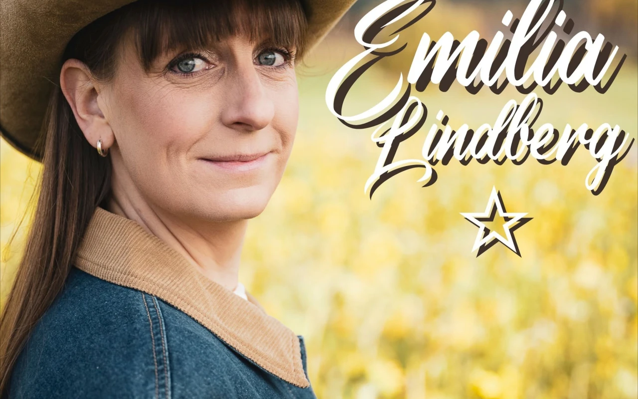 Emilia Lindberg «TELL ME IT`S TRUE»